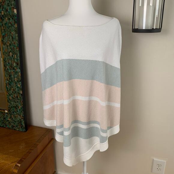NEW Barefoot Dreams One Size CozyChic Ultra Lite Ocean Breeze Poncho Pink Multi - Picture 3 of 10